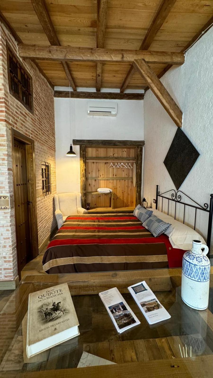Casa Rural La Tia Lola Puerto Lápice Exterior foto